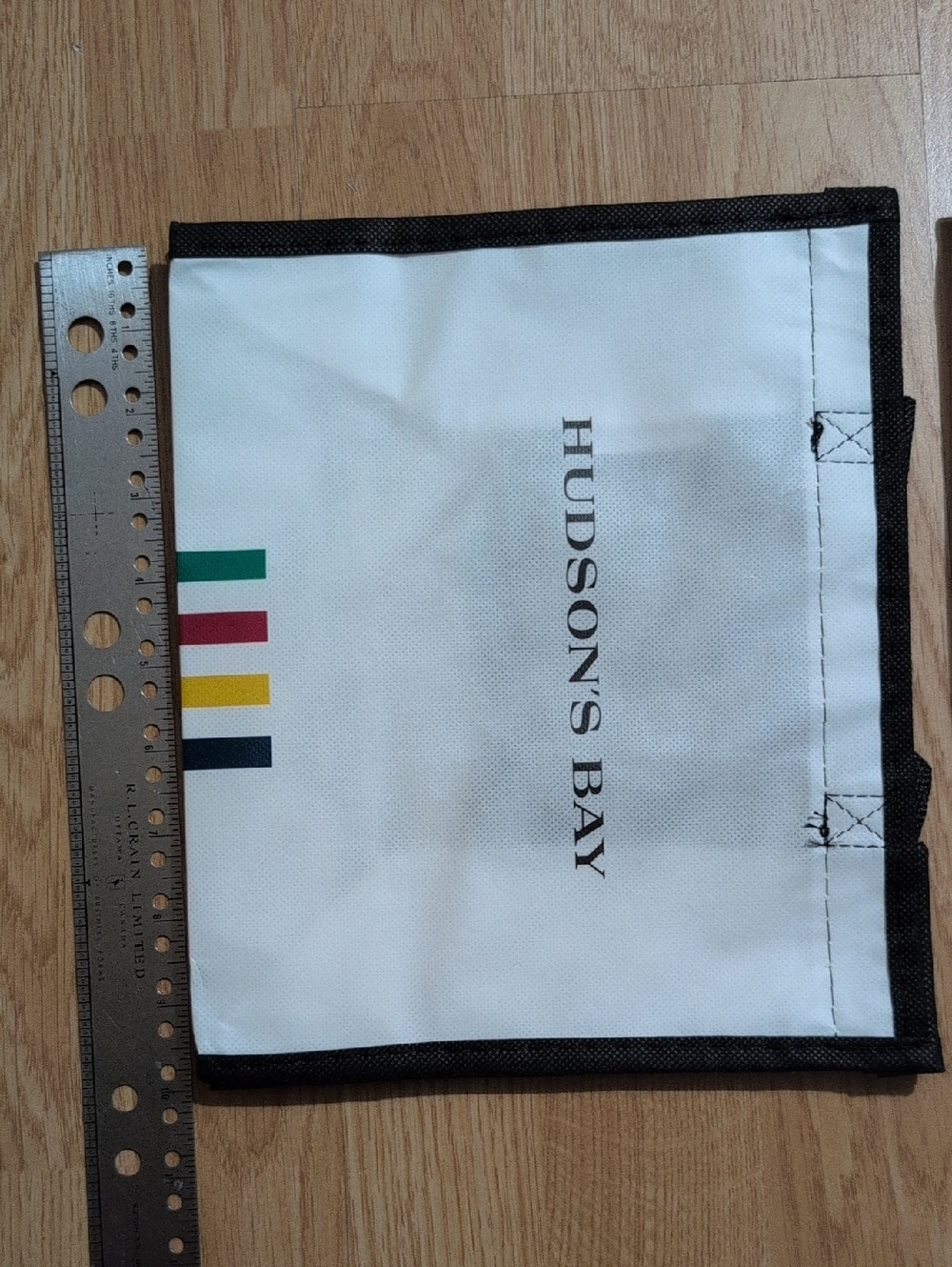 NWT Hudson's Bay Small White Tote Bag with Black Trim (Set Of 2) - Picture 2 of 5
